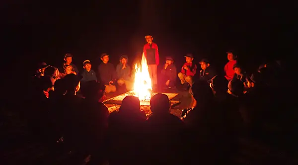 キャンプファイヤー